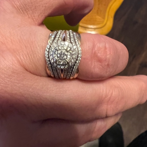 Beautiful wedding ring with add ons. Rose gold and diamonds - Picture 5 of 12